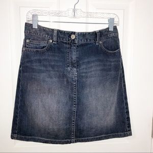 Ann Taylor Jean skirt medium wash size 10
